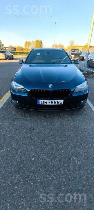 BMW 525 2011 photo 2