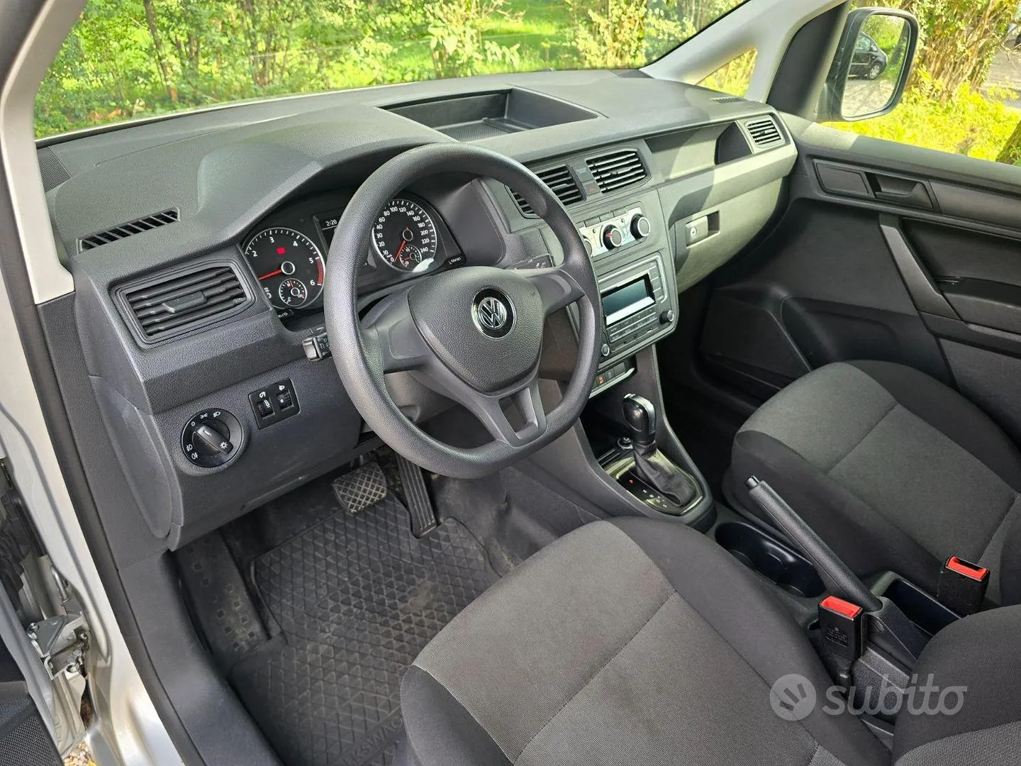 Volkswagen Caddy Maxy 2018 photo 4