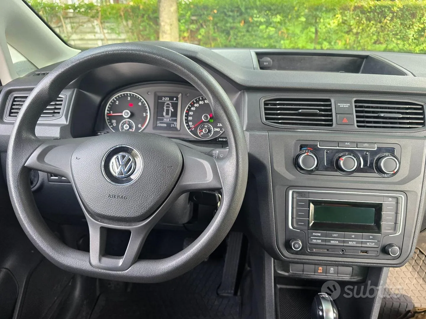 Volkswagen Caddy Maxy 2018 photo 5