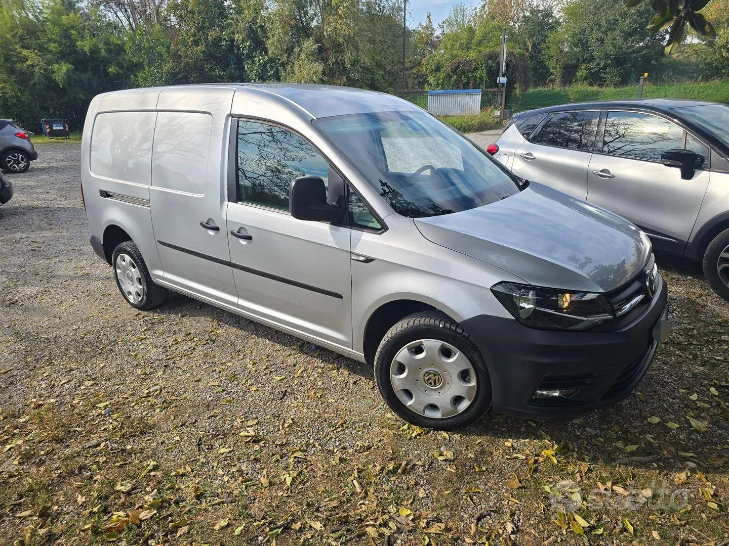Volkswagen Caddy Maxy 2018 photo 2