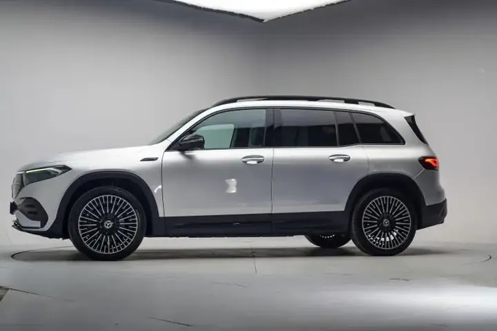 Mercedes-Benz Eqb 2022 photo 2