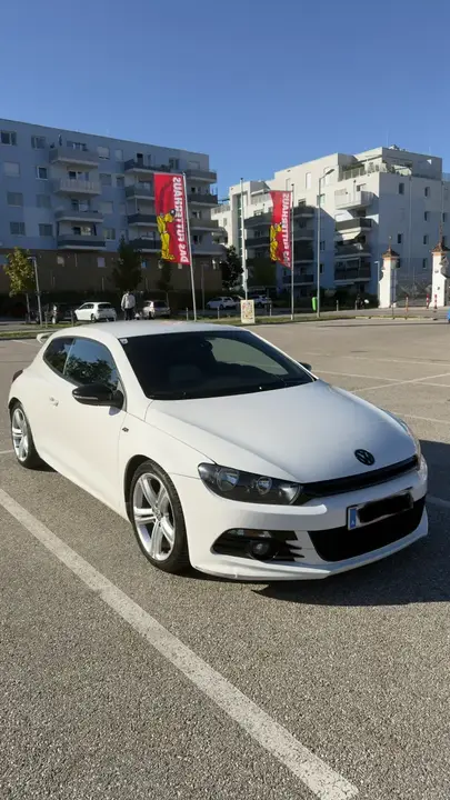 Volkswagen Scirocco 2010 photo 2