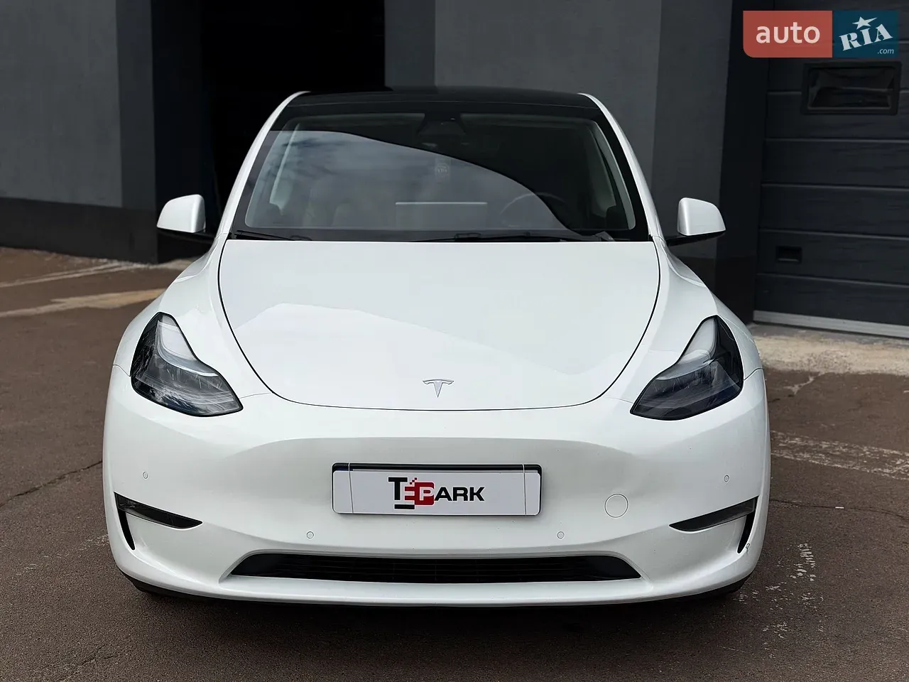 Tesla Model Y 2022 photo 3