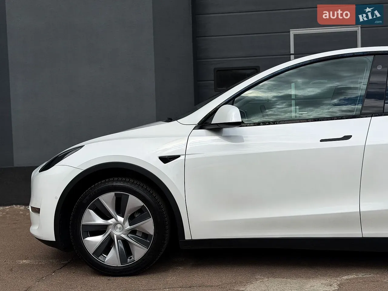 Tesla Model Y 2022 photo 5