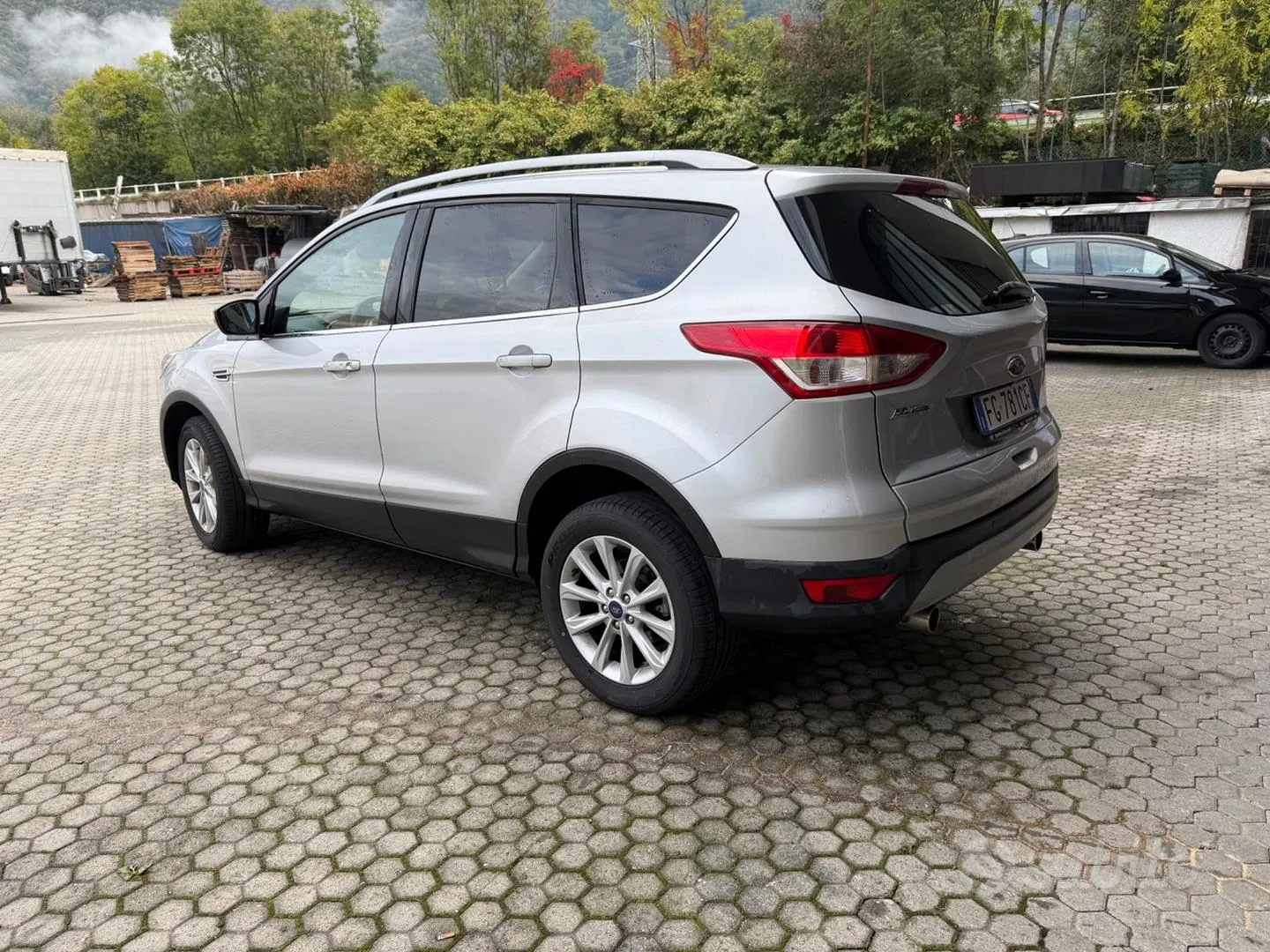 Ford Kuga 2016 photo 3