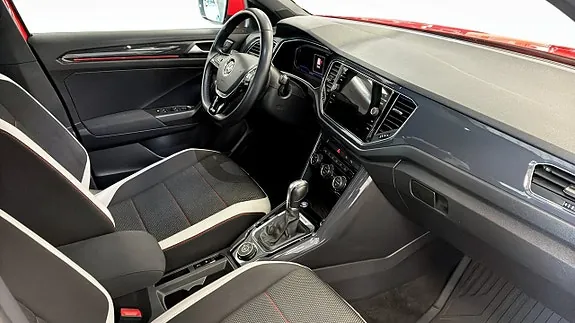Volkswagen T-Roc 2018 photo 3