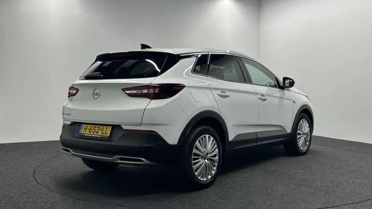 Opel Grandland X 2020 photo 2