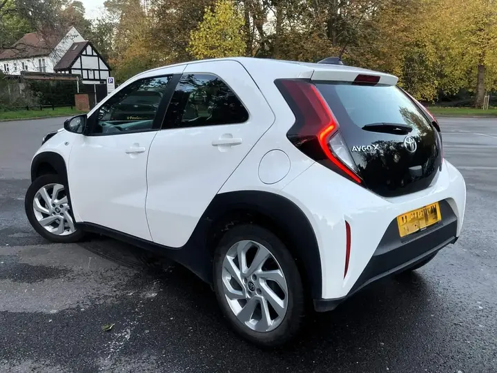 Toyota Aygo 2023 photo 2