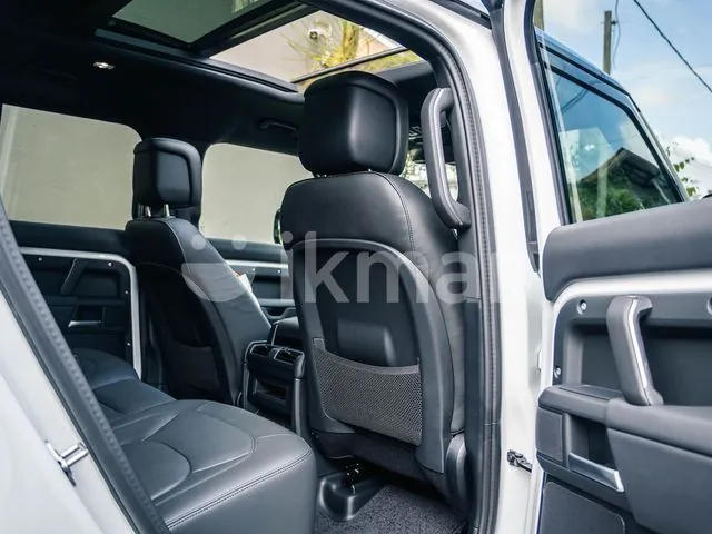 Land Rover Defender 2025 photo 4