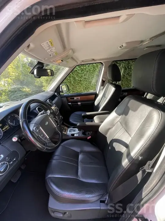 Land Rover Discovery 4 2014 photo 4
