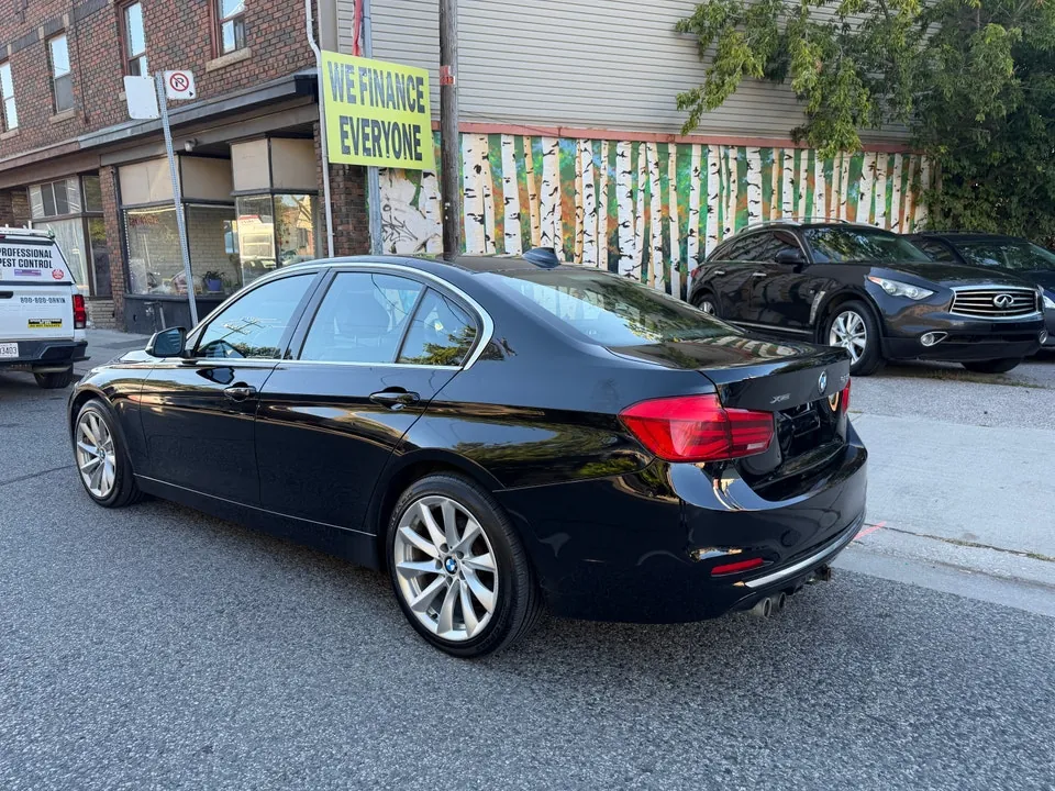 BMW 3 Series 2016 photo 2