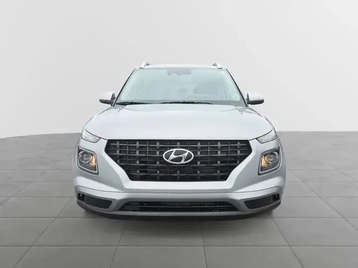 Hyundai Venue 2025 photo 2