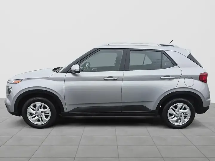 Hyundai Venue 2025 photo 5