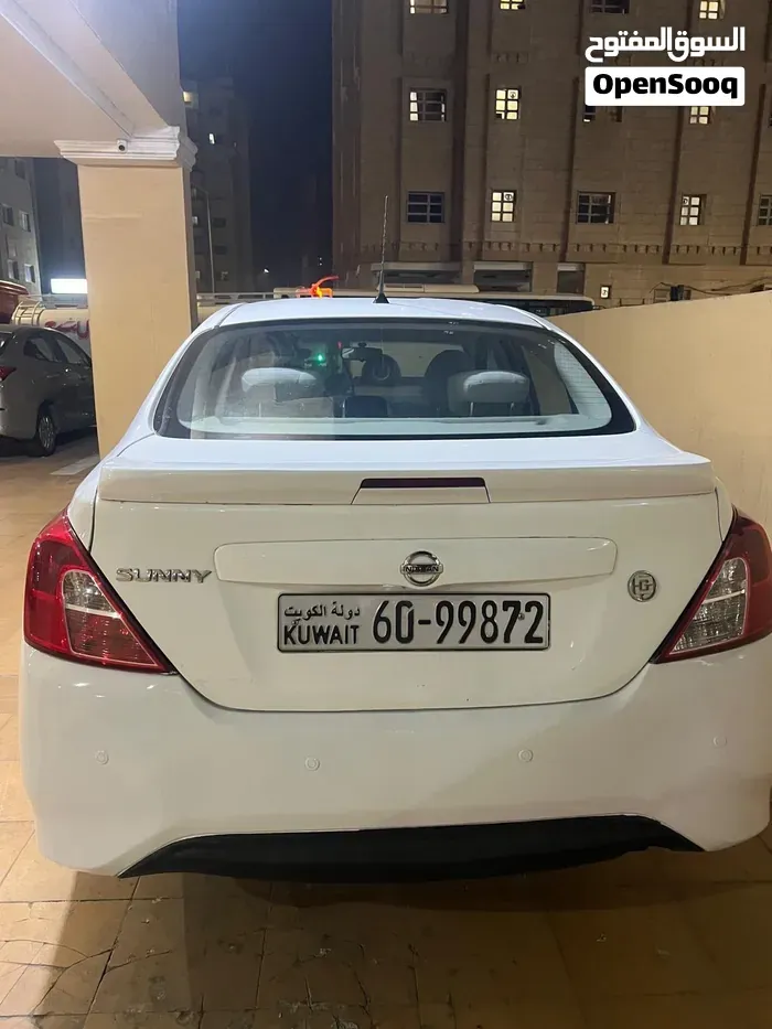 Nissan Sunny