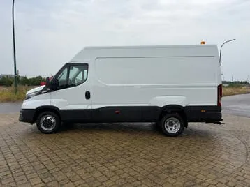Iveco Daily 2025 photo 2