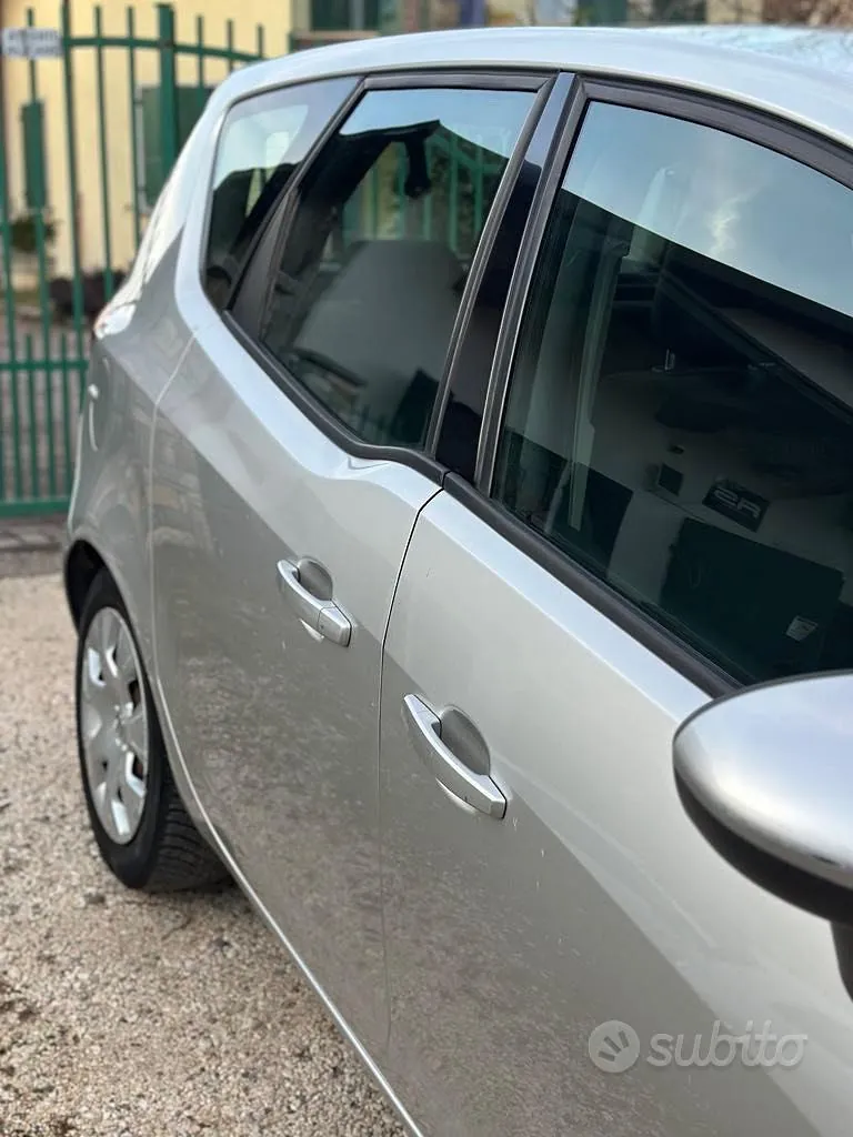 Opel Meriva 2010 photo 5