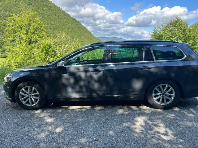 Volkswagen Passat Variant 2015 photo 4