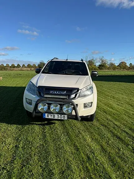 Isuzu D-Max 2016 photo 3