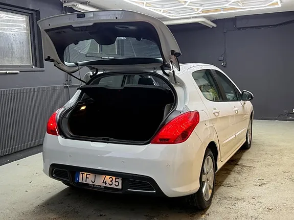 Peugeot 308 2013 photo 5