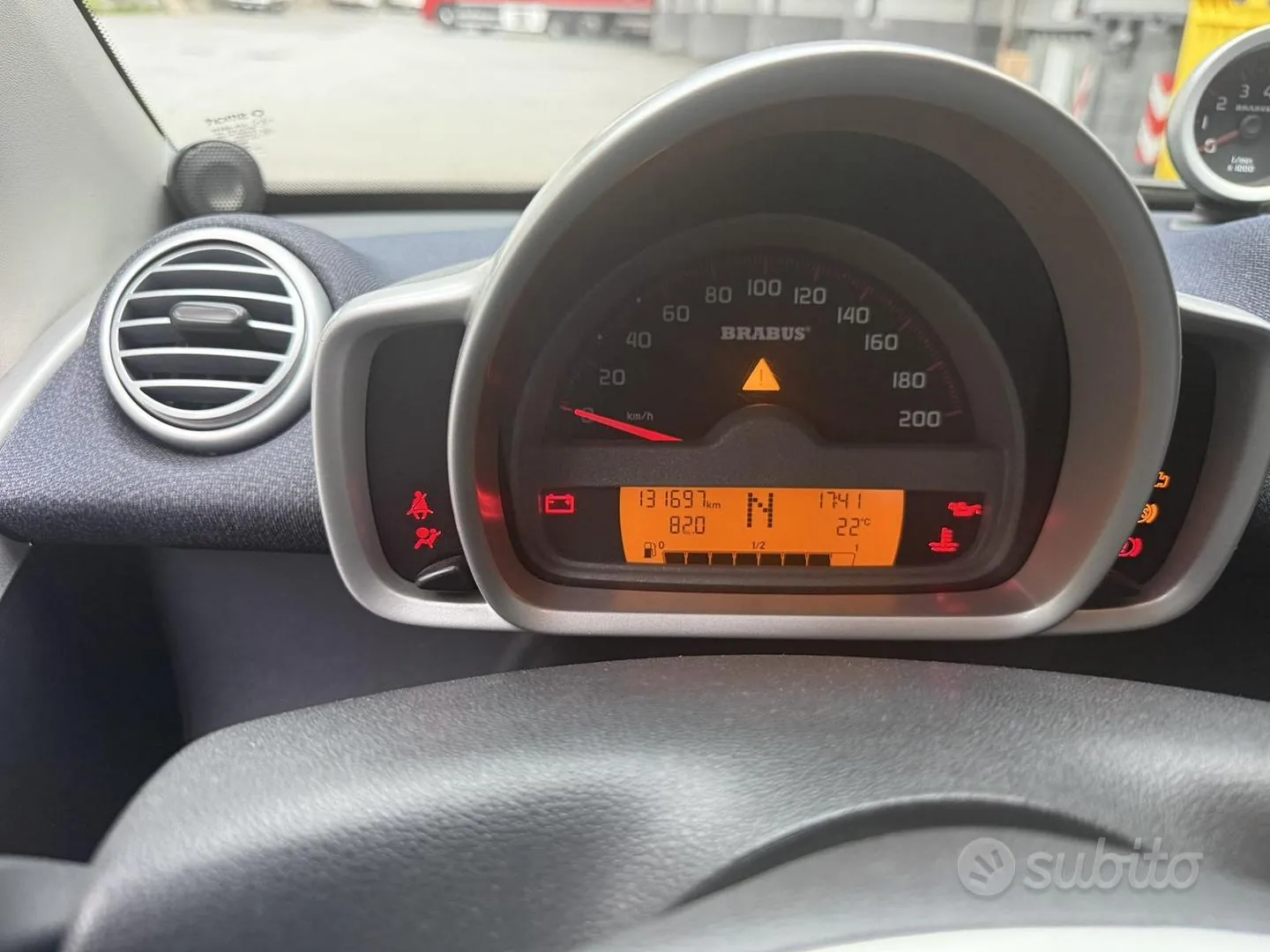 Smart Fortwo 2012 photo 2