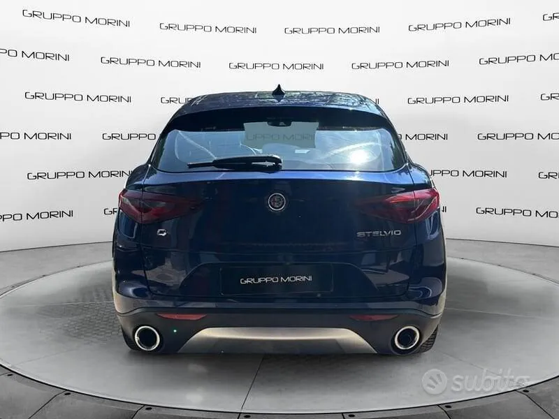 Alfa Romeo Stelvio 2017 photo 4