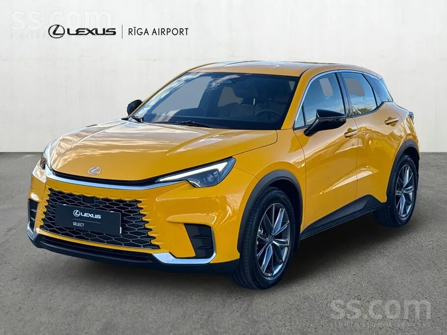 Lexus Lbx