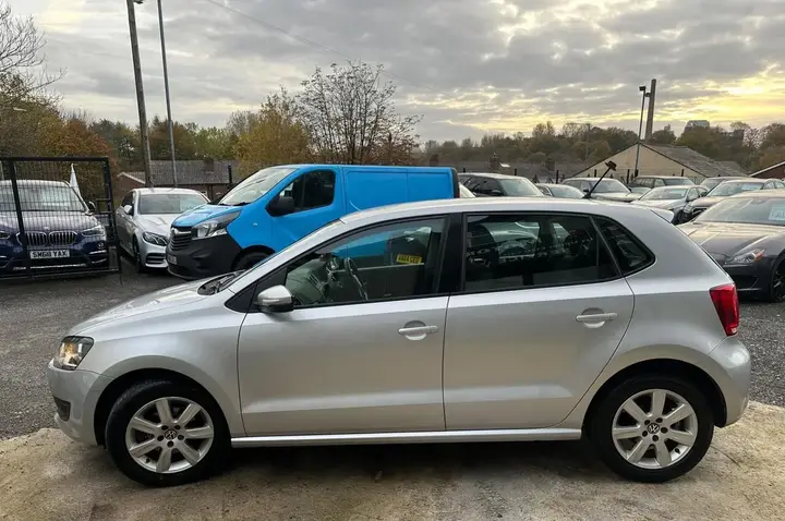 Volkswagen Polo 2010 photo 5