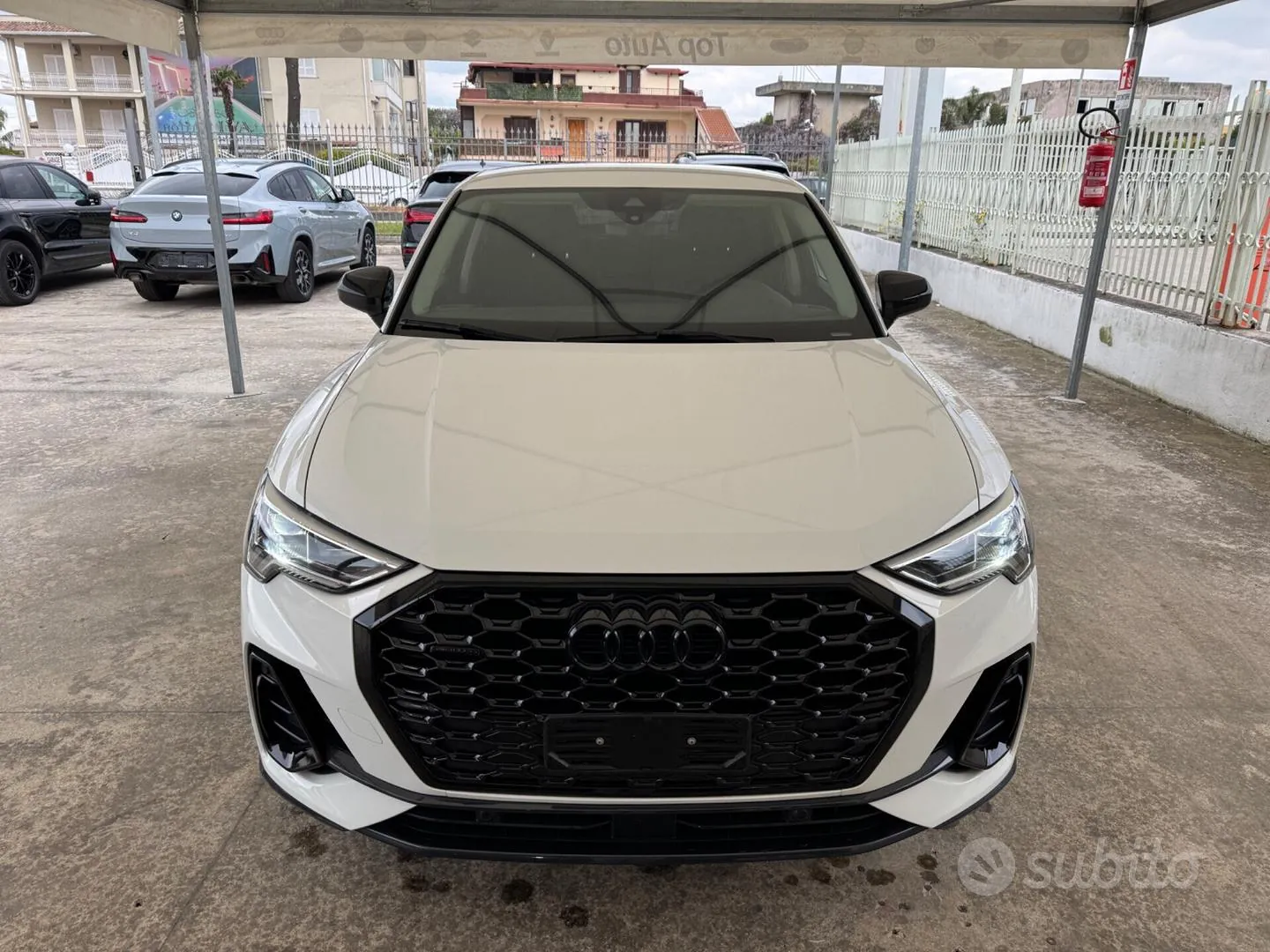 Audi Q3 2021 photo 2