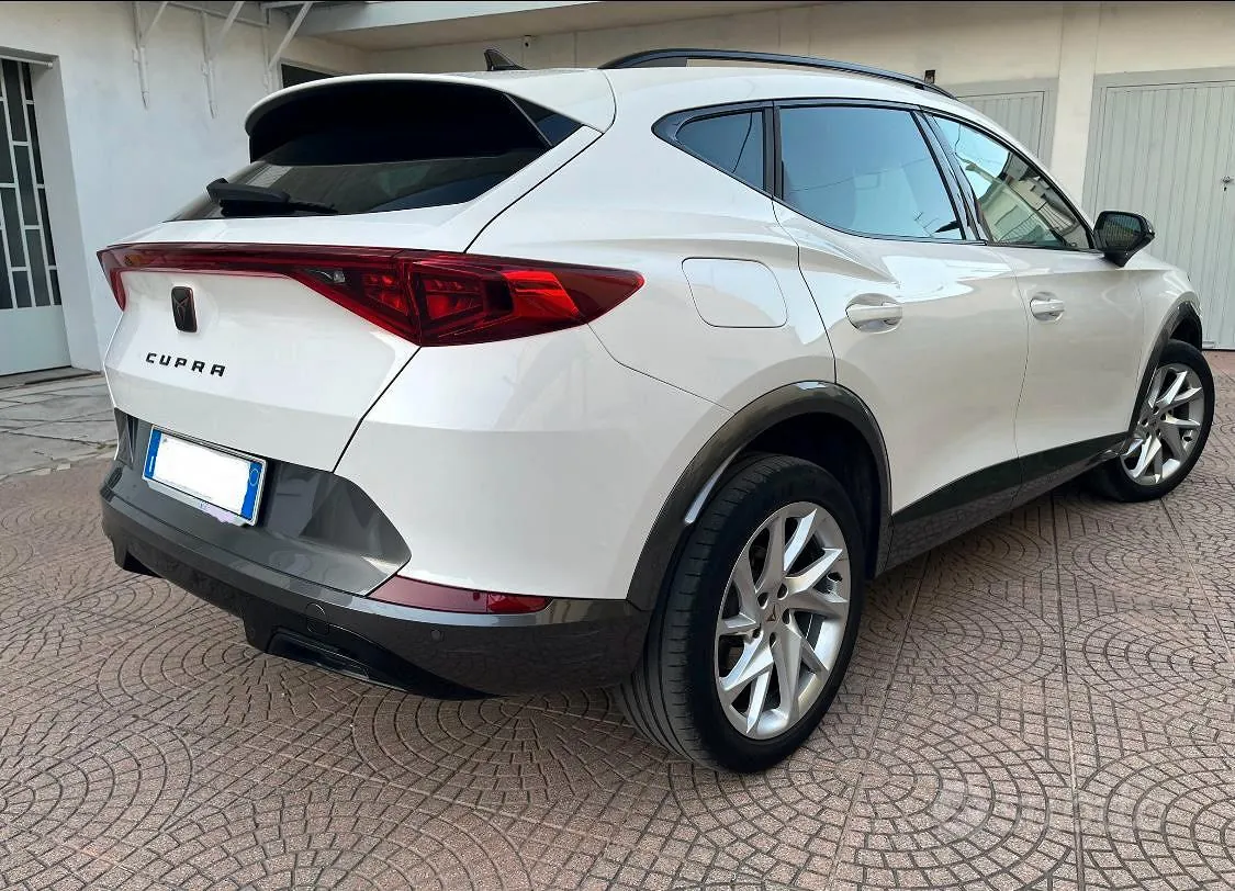 Cupra Formentor 2021 photo 2