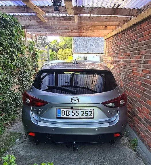 Mazda 3 2014 photo 2