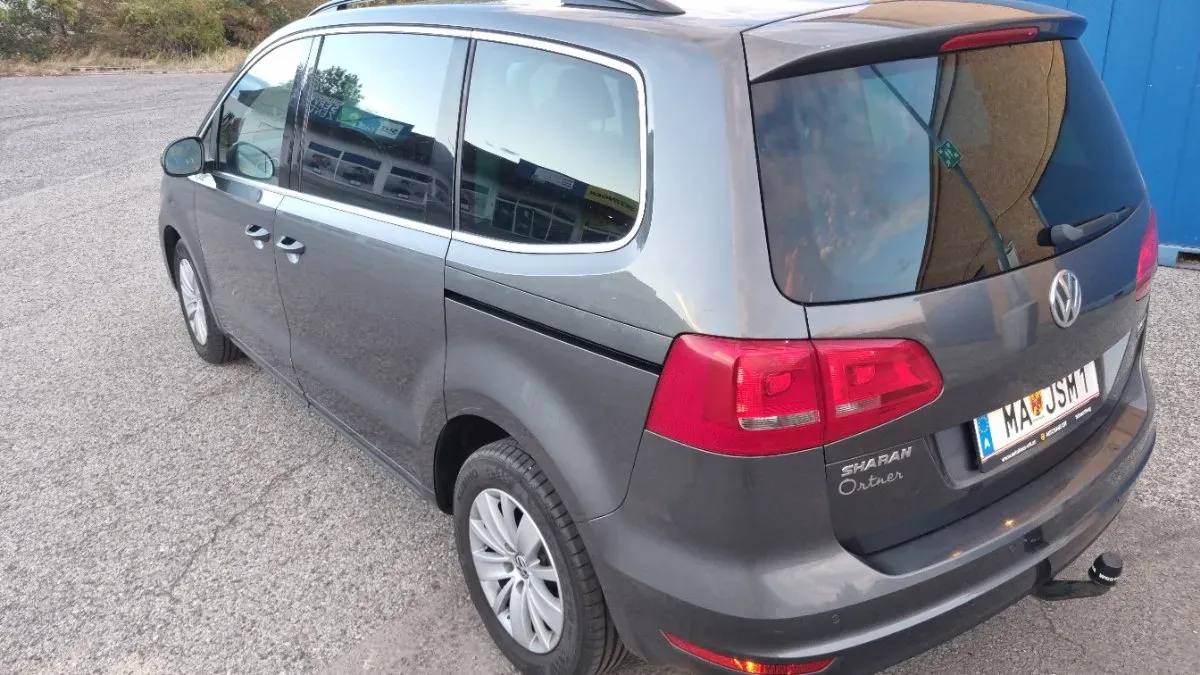 Volkswagen Sharan 2011 photo 3