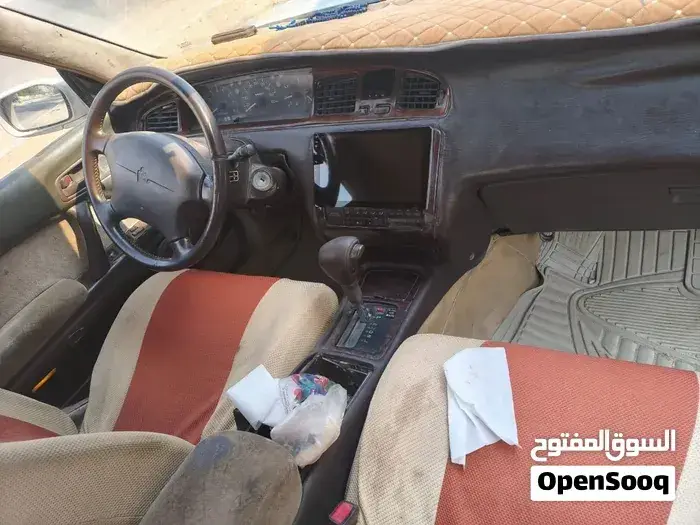 Toyota Crown 1994 photo 3