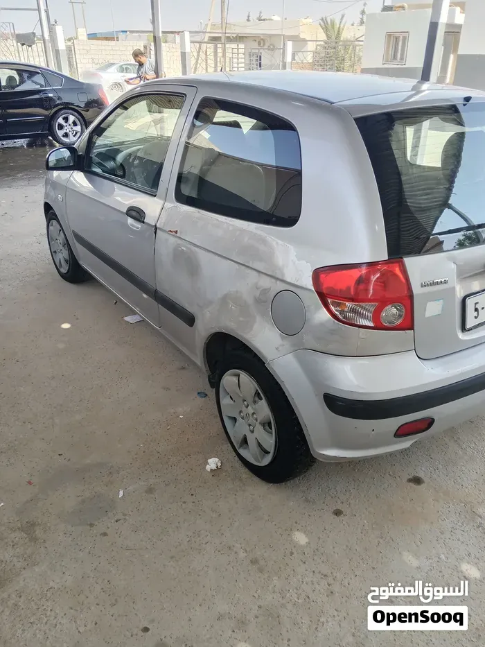 Hyundai Accent 2007 photo 2