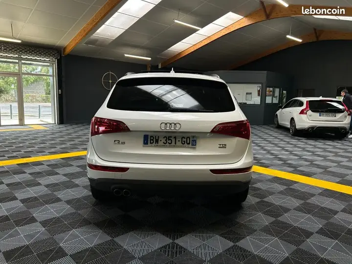Audi Q5 2011 photo 4
