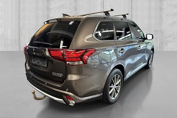 Mitsubishi Outlander 2016 photo 3