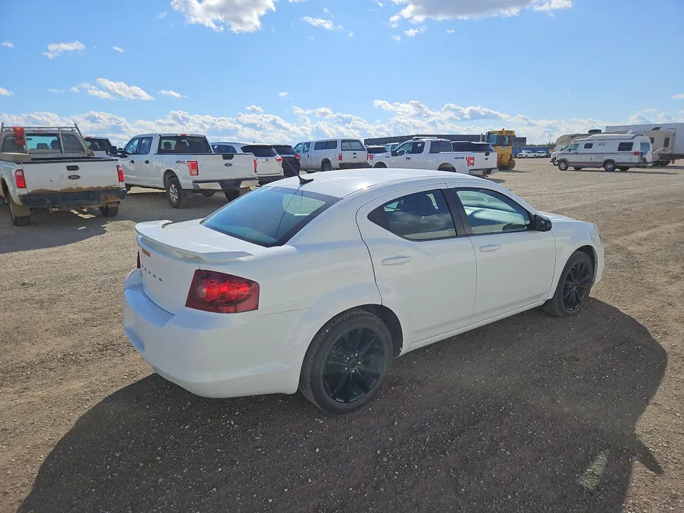 Dodge Avenger 2013 photo 4