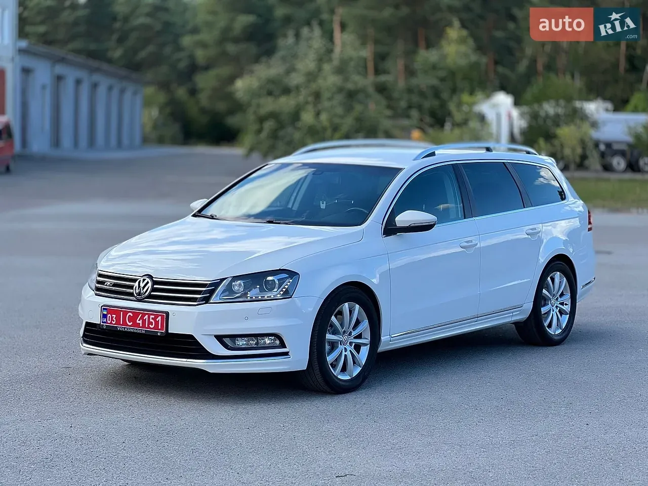 Volkswagen Passat 2014 photo 2