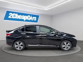 Honda Grace 2015 photo 5