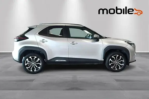 Toyota Yaris Cross 2024 photo 2