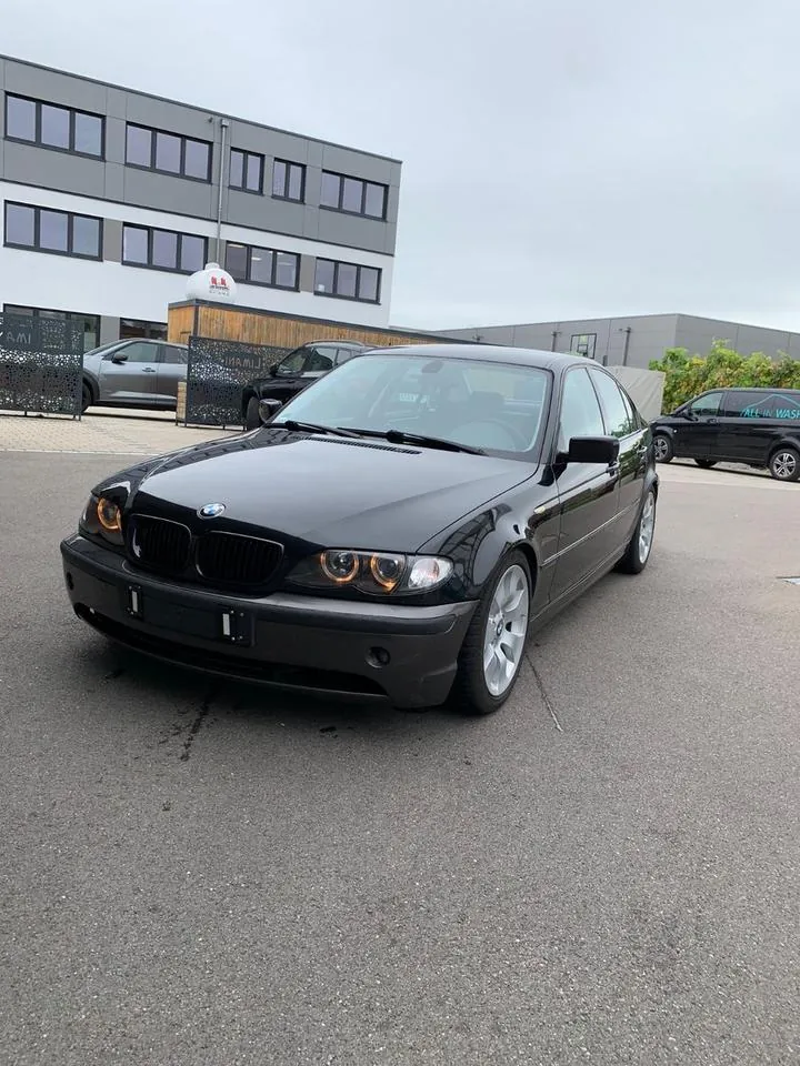 BMW 325I