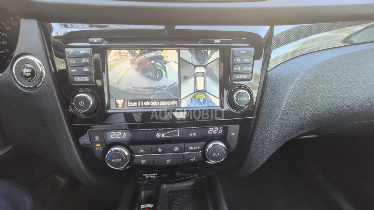 Nissan X-Trail 2015 photo 2
