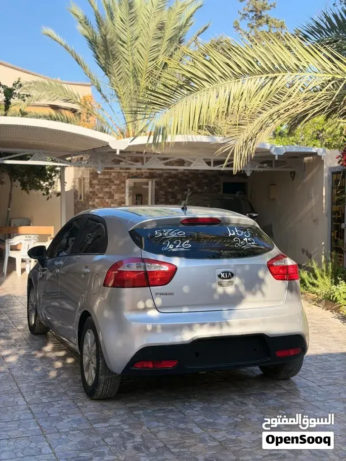 Kia Rio 2013 photo 4