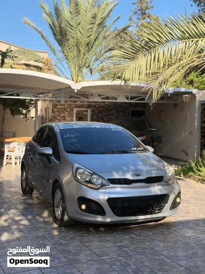 Kia Rio 2013 photo 2