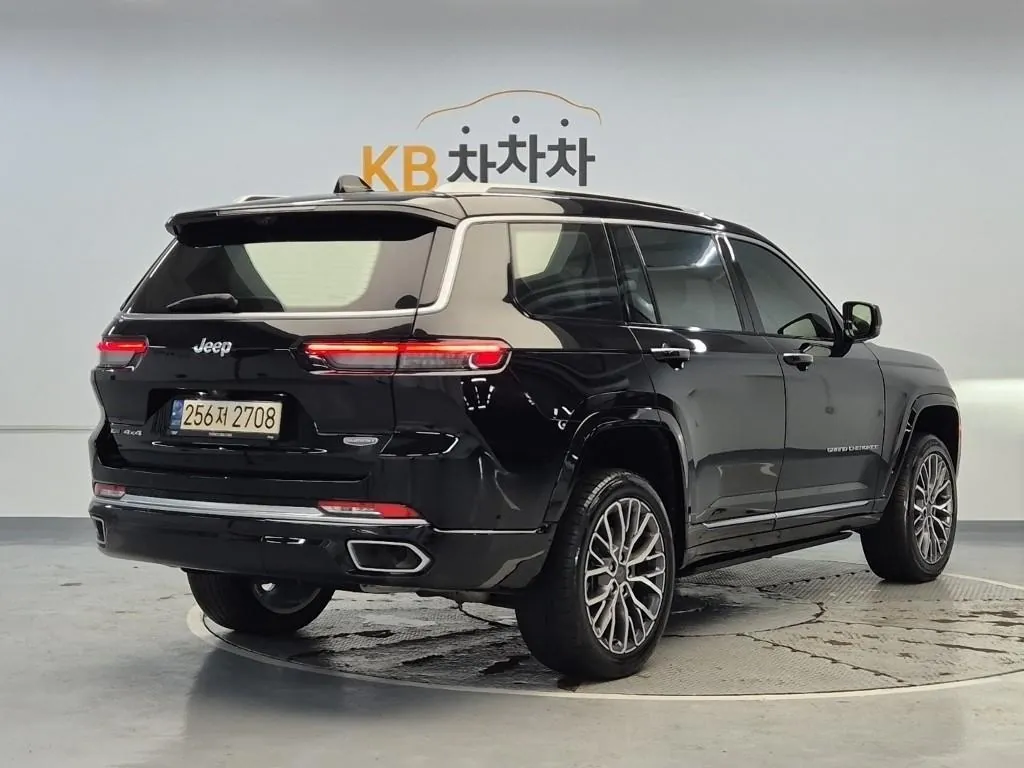 Jeep Grand Cherokee 2022 photo 3