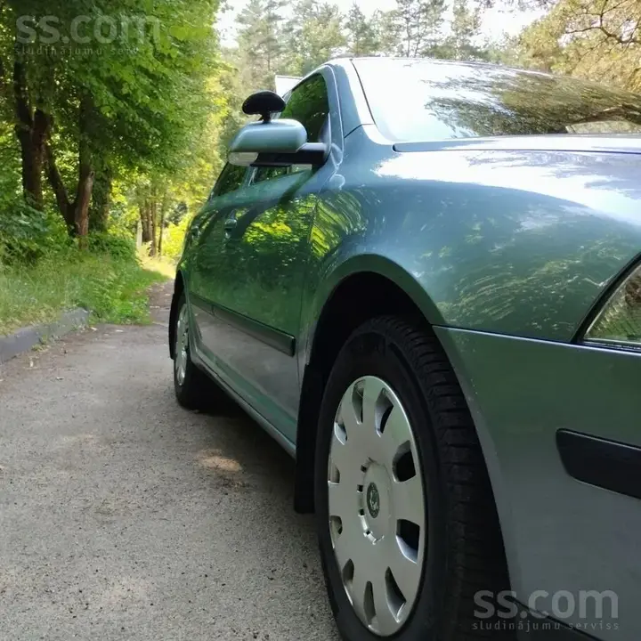 Skoda Octavia 2006 photo 3