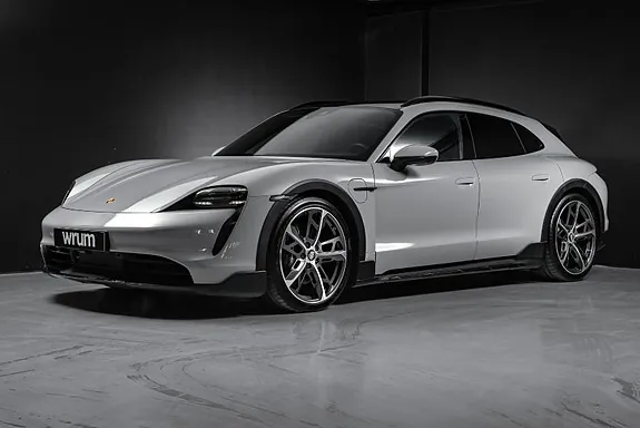 Porsche Taycan 4