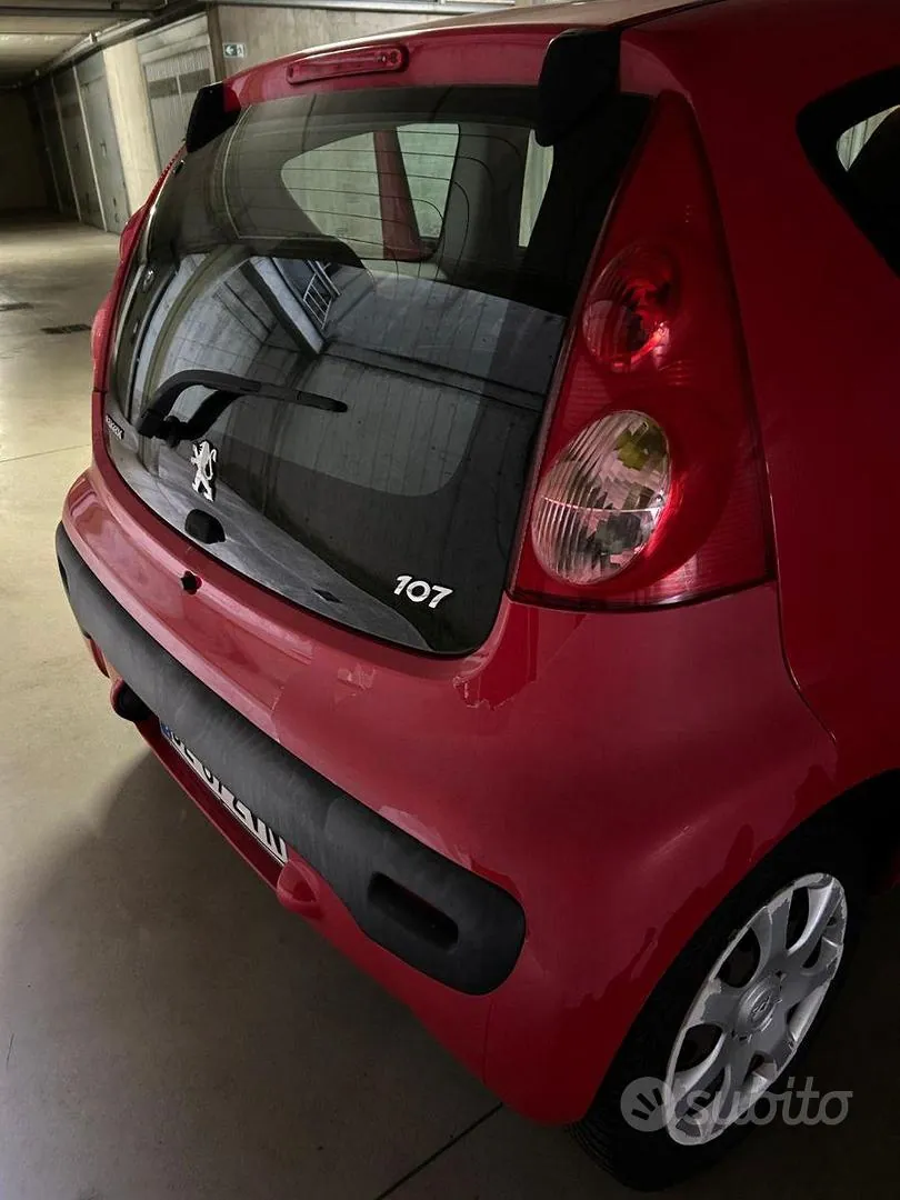 Peugeot 107 2010 photo 3