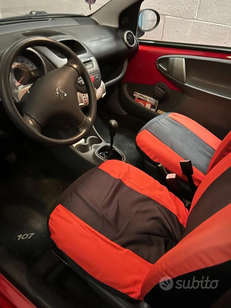 Peugeot 107 2010 photo 2