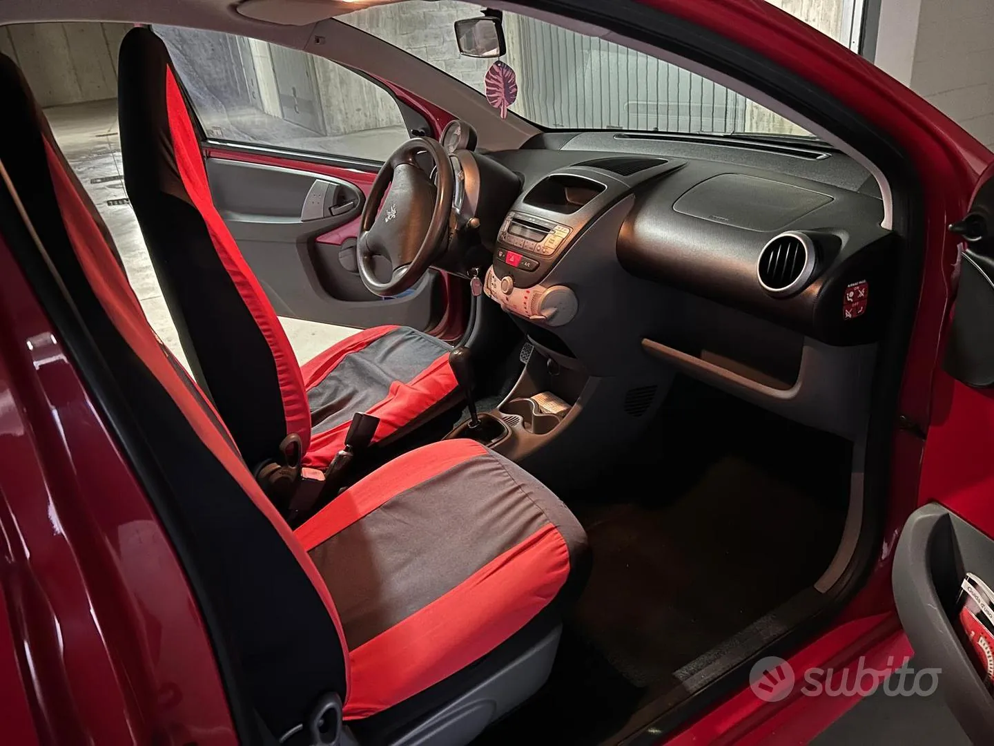 Peugeot 107 2010 photo 5
