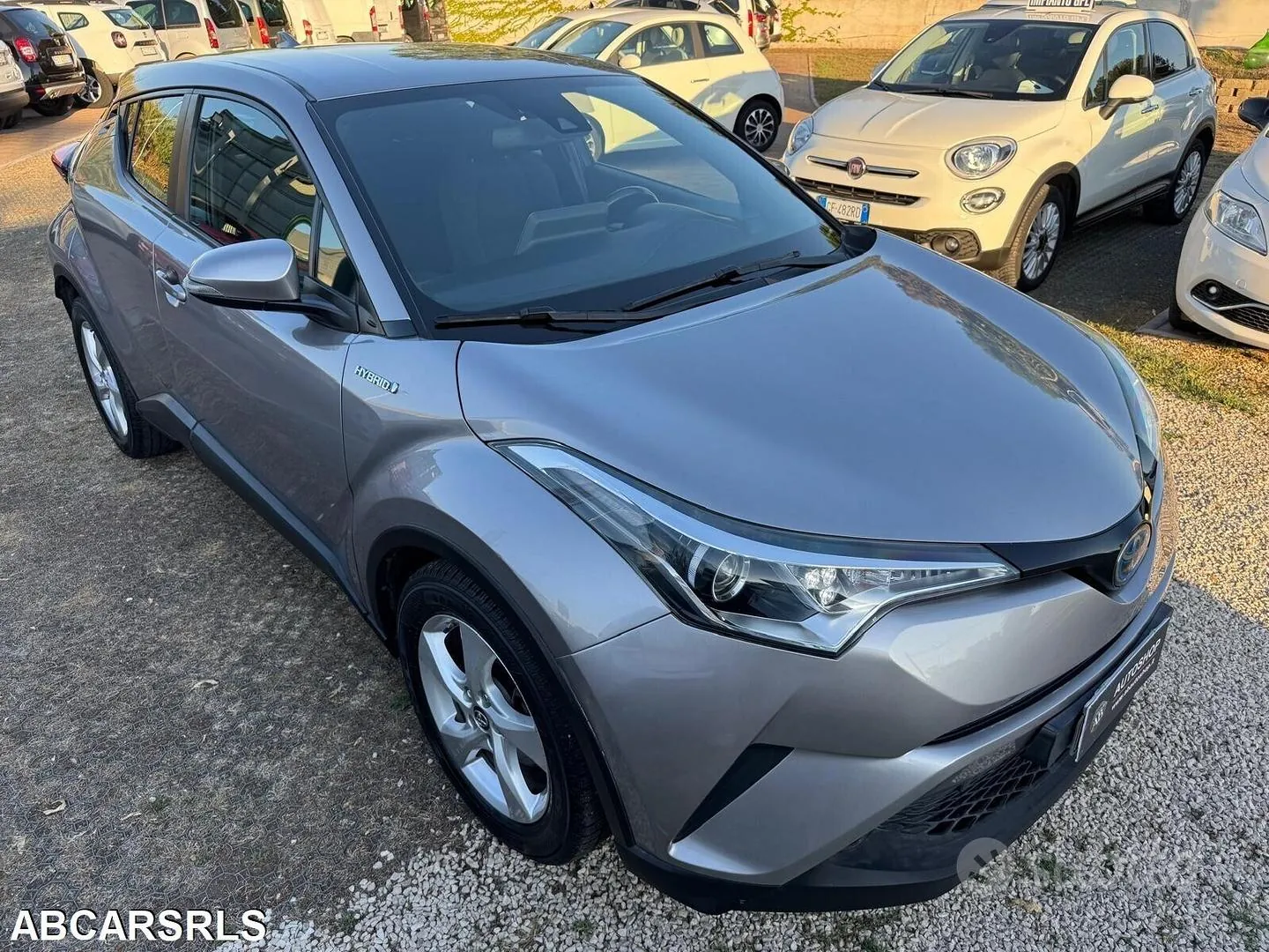 Toyota C-Hr 2018 photo 3